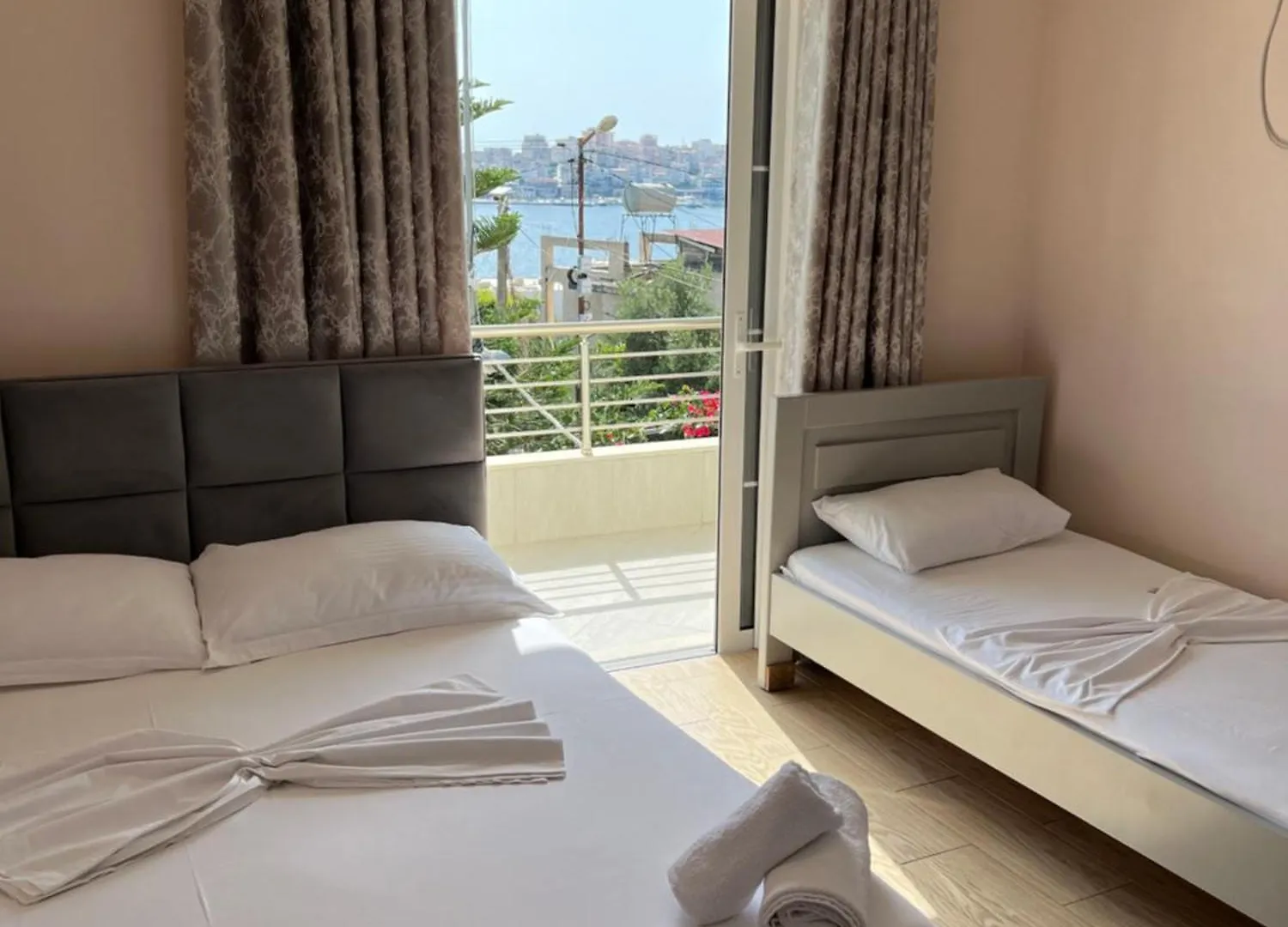 Villa Almar Sarande 0*,